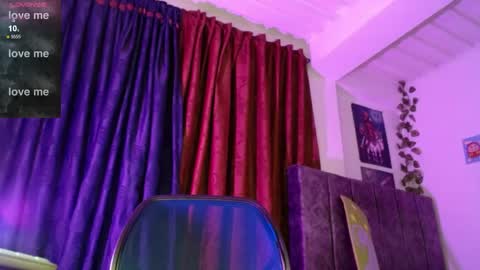 Snapshot of dannteftm chatting on April 2026 02:51:02 AM DANNTE online show from April 2026 02:51:02 AM