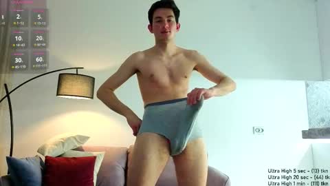 danny__magic online show from December 2025 01:07:01 PM