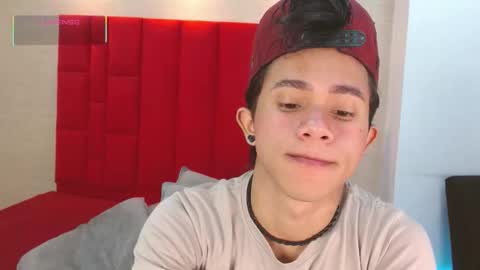 Snapshot of danny__santoro chatting on November 2025 01:22:01 PM Danny online show from November 2025 01:22:01 PM