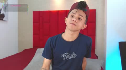 Snapshot of danny__santoro chatting on November 2025 01:15:02 PM Danny online show from November 2025 01:15:02 PM