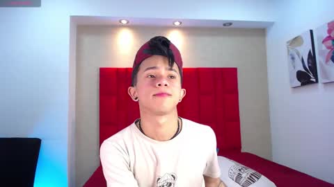 Snapshot of danny__santoro chatting on December 2025 01:16:01 PM Danny online show from December 2025 01:16:01 PM