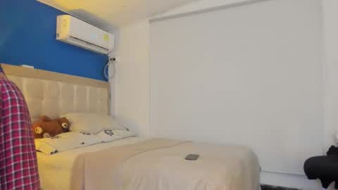 Danny online show from September 2025 02:48:01 AM