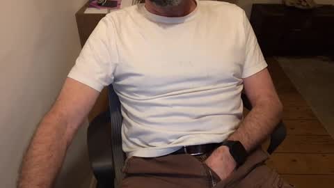 dannybuoy2 online show from April 2026 10:51:01 PM