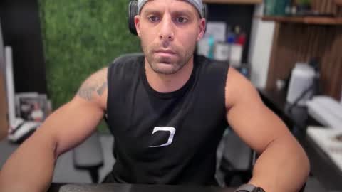 Snapshot of dannyland9 chatting on November 2025 11:32:02 AM dannyland9 online show from November 2025 11:32:02 AM