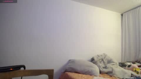Snapshot of dannytargaryen chatting on December 2024 02:38:02 AM dannytargaryen online show from December 2024 02:38:02 AM