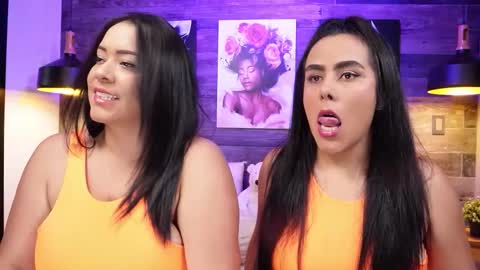 Dany And Alexa online show from November 2025 01:11:02 PM