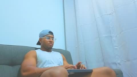 Snapshot of dany_dryy chatting on May 2026 04:18:01 AM Dany online show from May 2026 04:18:01 AM