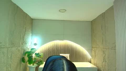 Dany online show from November 2025 01:03:01 PM