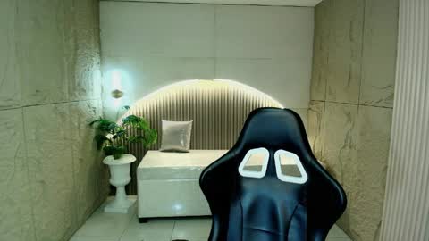 Dany online show from April 2026 02:28:02 PM