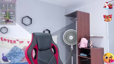 Dany Rivera online show from December 2024 03:12:01 PM