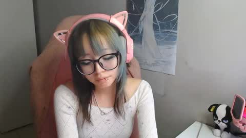 danyelleeyermann online show from May 2026 01:07:01 PM