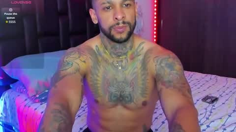 danyfitguy_ online show from February 2026 11:43:02 PM