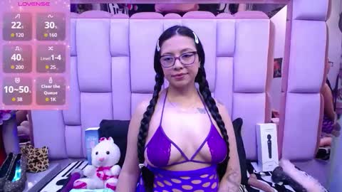 DanySwet online show from November 2025 07:59:01 PM