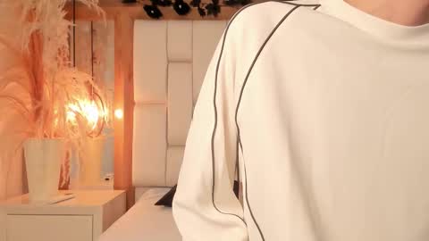 Snapshot of daphne_and_roger chatting on January 2026 11:05:01 AM daphne_and_roger online show from January 2026 11:05:01 AM