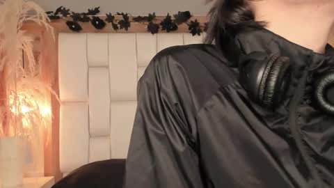 Snapshot of daphne_and_roger chatting on January 2026 10:53:01 AM daphne_and_roger online show from January 2026 10:53:01 AM