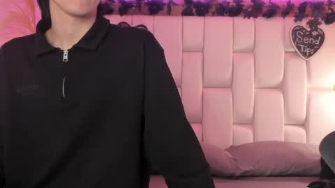 Snapshot of daphne_and_roger chatting on March 2026 11:13:01 AM daphne_and_roger online show from March 2026 11:13:01 AM