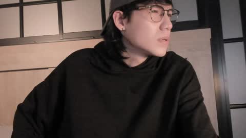 daphne_and_roger_ online show from May 2026 11:07:01 AM