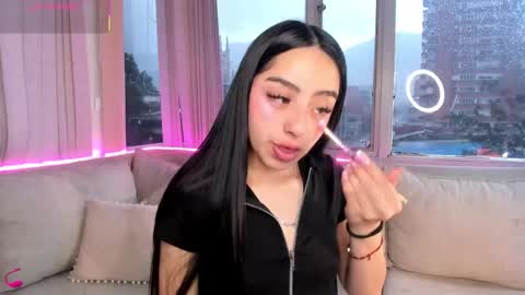 Snapshot of daphne_chers chatting on November 2025 08:08:01 PM daphne_chers online show from November 2025 08:08:01 PM