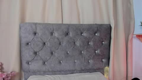 Daphne online show from January 2026 12:44:02 PM