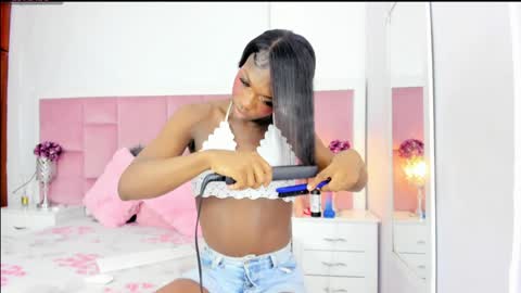 Daphne online show from January 2025 07:53:02 PM