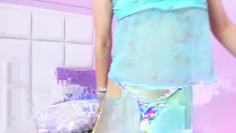 Snapshot of daphnevalucci chatting on April 2026 04:17:01 AM daphnevalucci online show from April 2026 04:17:01 AM