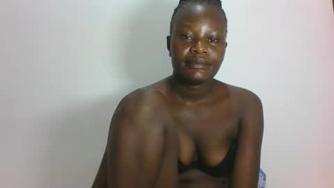 ESTHER online show from April 2026 05:51:02 AM