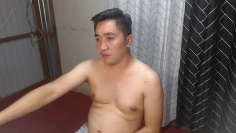 Snapshot of darby1992 chatting on February 2025 02:30:01 PM Rob online show from February 2025 02:30:01 PM