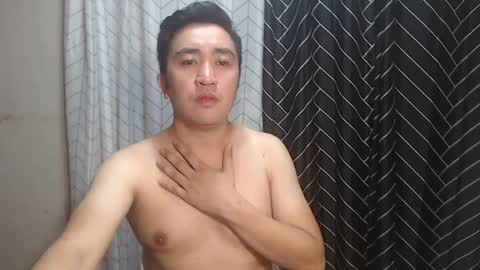 Snapshot of darby1992 chatting on February 2025 02:25:02 PM Rob online show from February 2025 02:25:02 PM