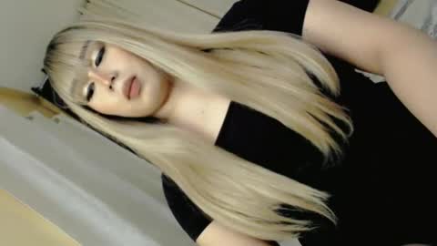 DARCY online show from December 2024 04:12:02 PM