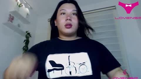 DARCY online show from December 2025 04:06:01 AM