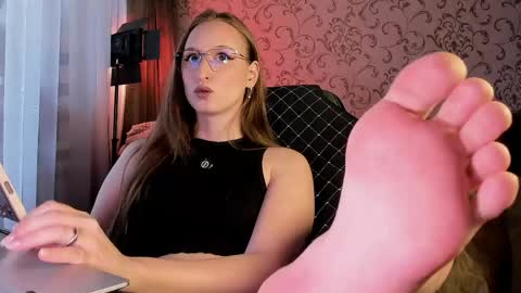 Snapshot of darcysiren chatting on May 2026 10:01:01 AM Darcy Siren online show from May 2026 10:01:01 AM