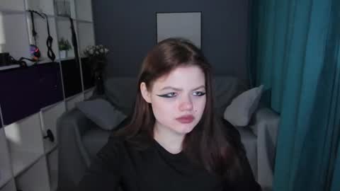 Snapshot of darina_wilson chatting on March 2025 03:17:01 AM Dari the it woman online show from March 2025 03:17:01 AM