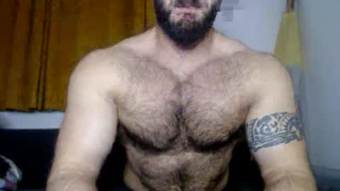 Snapshot of dariomuscle chatting on November 2025 07:50:02 PM Dario online show from November 2025 07:50:02 PM