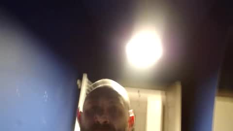 Snapshot of dariomuscle chatting on December 2025 08:25:01 PM Dario online show from December 2025 08:25:01 PM