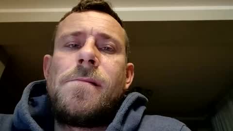 darioo89 online show from October 2025 03:51:01 PM