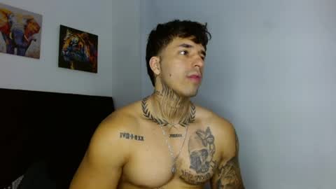 Snapshot of darius_phoenix chatting on May 2026 05:41:01 PM Darius Phoenix online show from May 2026 05:41:01 PM