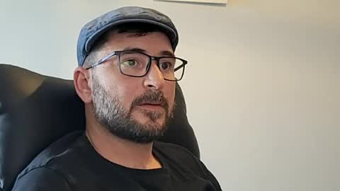 Snapshot of dariux_m chatting on July 2026 01:46:02 PM dariux_m online show from July 2026 01:46:02 PM