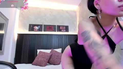 Dark online show from September 2025 11:56:02 AM