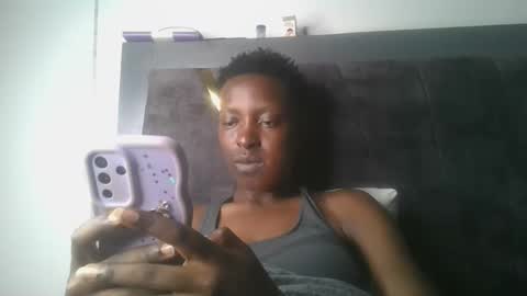 dark_mellanin online show from May 2026 08:43:02 AM