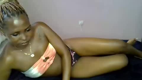 Snapshot of dark_petite_ chatting on April 2026 08:45:01 AM dark_petite_ online show from April 2026 08:45:01 AM