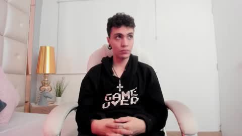 dark_sun333 online show from November 2025 11:14:01 PM