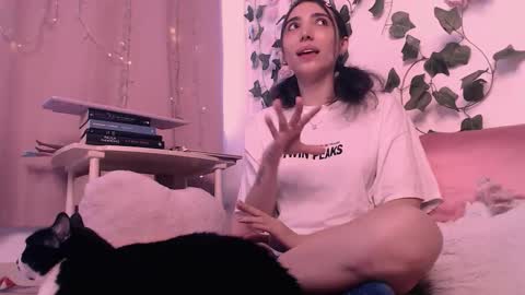  Candy   online show from October 2025 12:48:02 PM