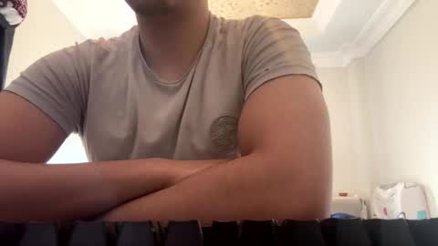 Snapshot of darklight69s25 chatting on May 2026 04:02:01 PM darklight69s25 online show from May 2026 04:02:01 PM
