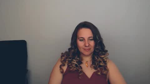 Snapshot of darklure_ chatting on September 2025 02:42:02 PM Anna online show from September 2025 02:42:02 PM