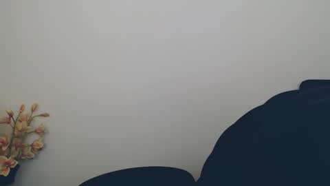 Snapshot of darklure_ chatting on September 2025 04:12:01 PM Anna online show from September 2025 04:12:01 PM