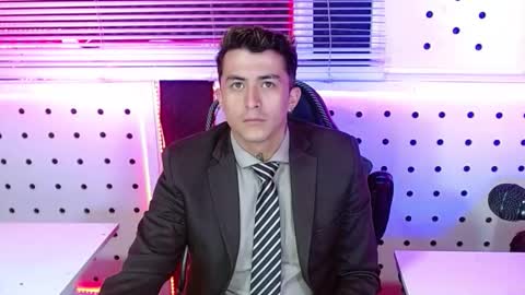 DARKO0717 online show from October 2025 10:27:01 AM