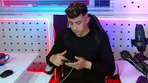 DARKO0717 online show from November 2025 05:04:01 PM