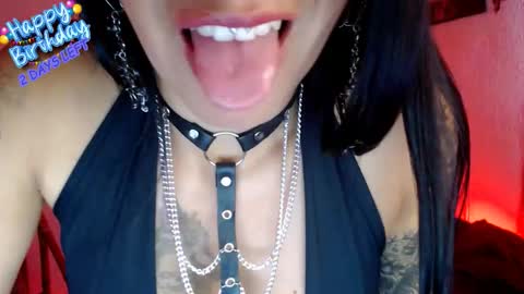 DARK  OPAL online show from November 2025 07:23:01 PM