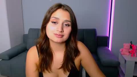 Snapshot of darksidelove_ chatting on July 2026 05:39:01 PM Amelie online show from July 2026 05:39:01 PM