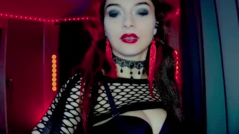 roseredgoddess online show from March 2026 02:41:02 AM